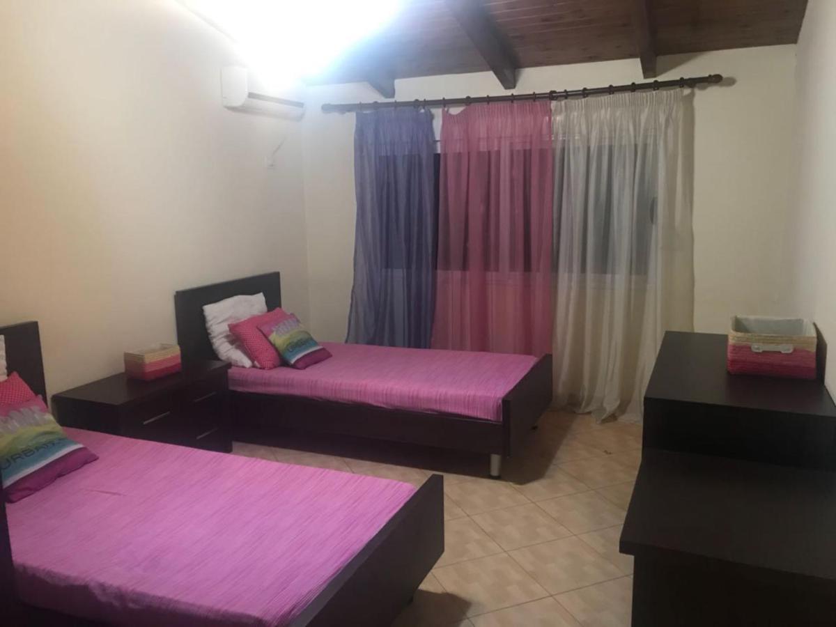 Lovely 2 Bedroom Apartment Tiran Dış mekan fotoğraf